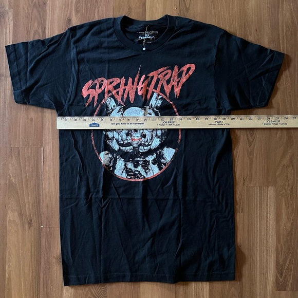 ๐ NWT Five Nights At Freddyโs SpringTrap FNAF T-Shirt size Medium Hot Topic ๐ป - Picture 5 of 7